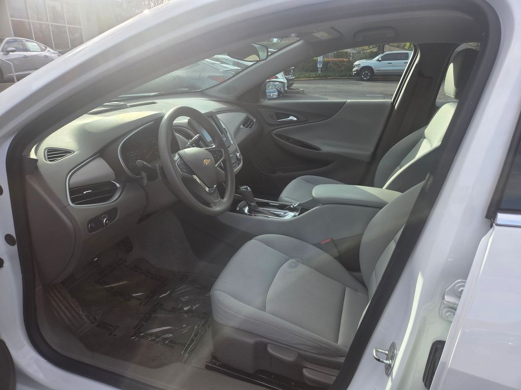 2018 Chevrolet Malibu LS