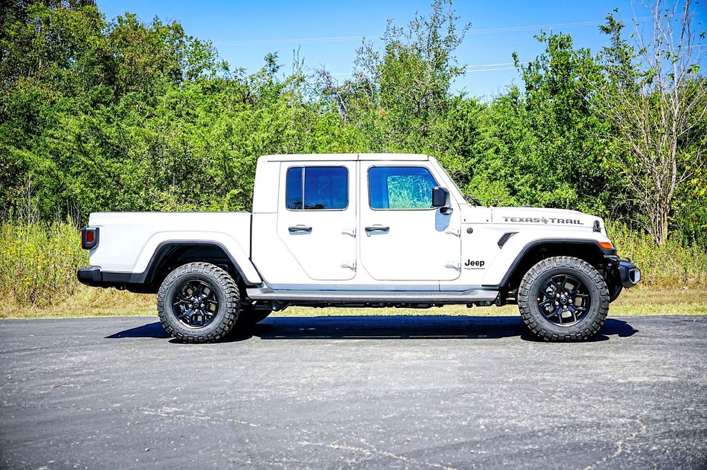New Car 2025 Jeep Gladiator  For Sale Under $50,000 In Taylor, Texas