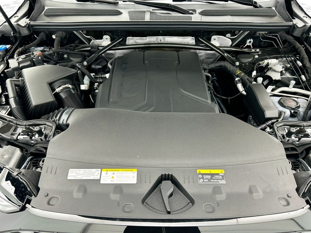 Thumbnail: 2025 Audi Q5 - 28