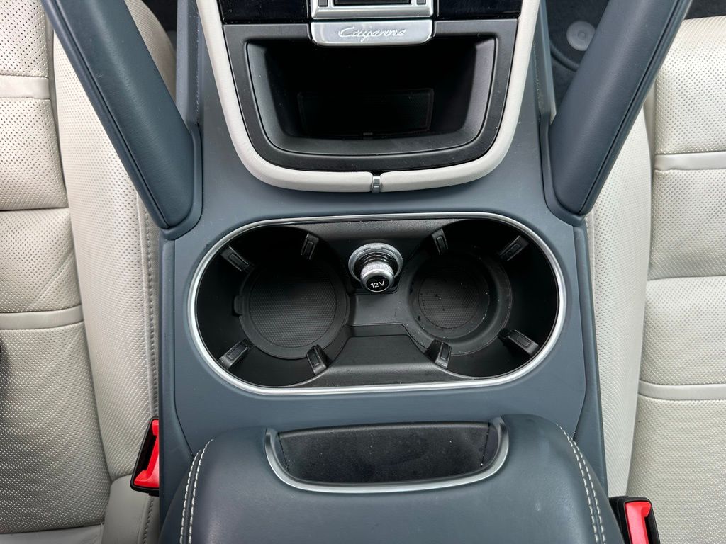 Thumbnail: 2023 Porsche  - 25