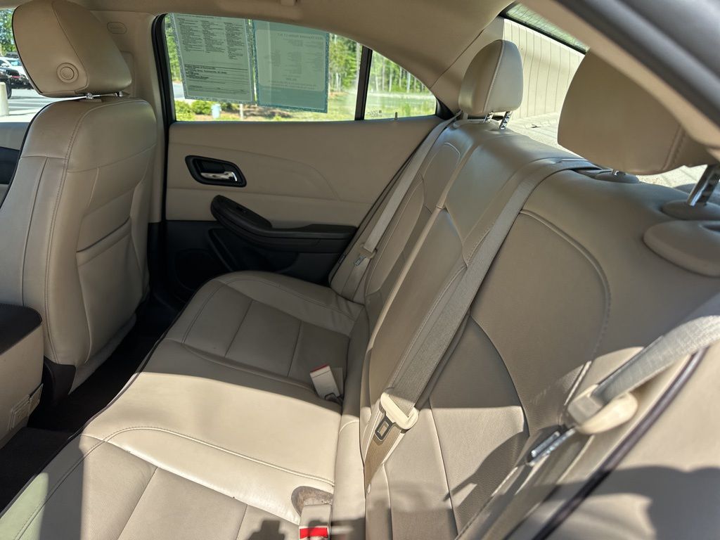 2014 Champagne Silver Metallic Chevrolet Malibu LT FWD Sedan