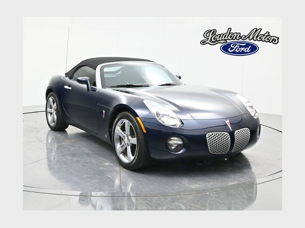 Deep (Dark Blue Metallic) 2006 Pontiac Solstice Roadster Convertible Rear-Wheel Drive 5-Speed Manual