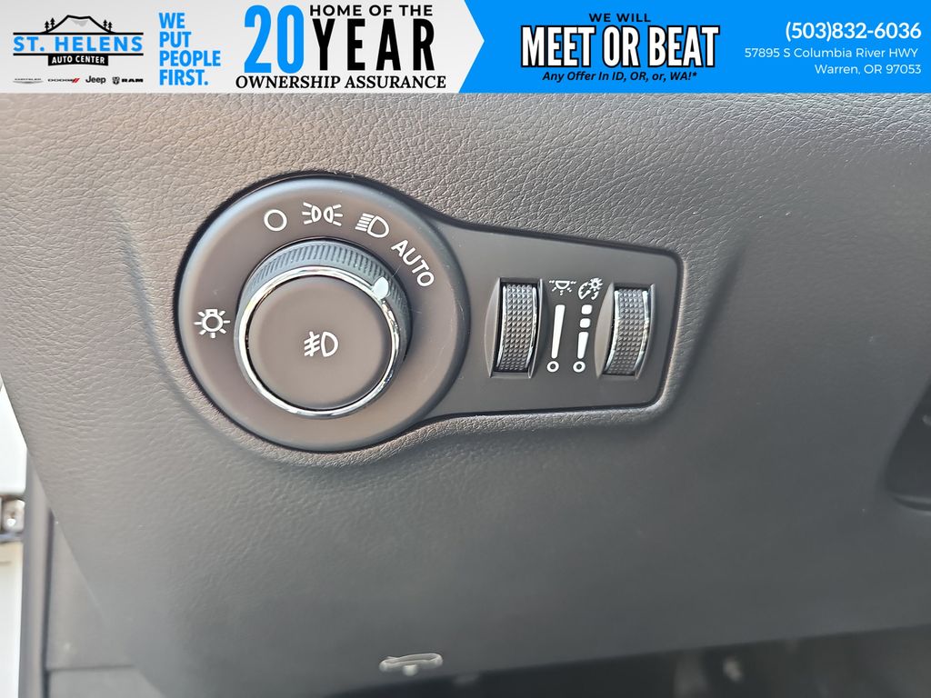 2025 Jeep Compass Limited - Photo 17