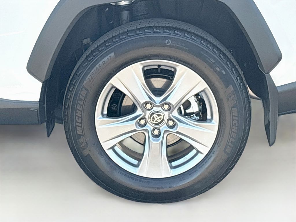Thumbnail: 2025 Toyota RAV4 - 30
