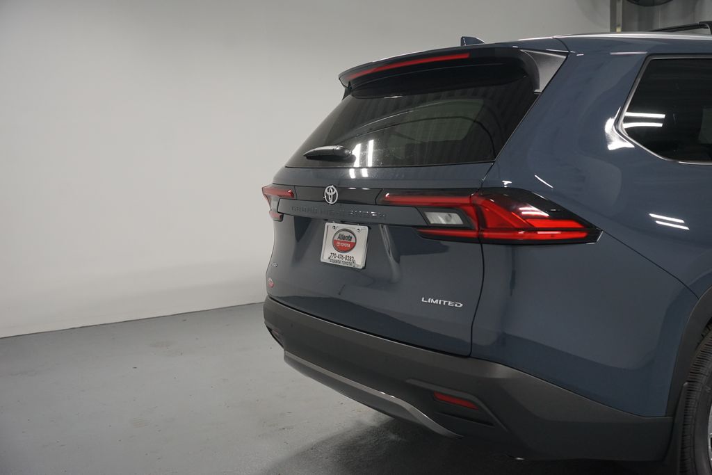 Thumbnail: 2026 Toyota Grand Highlander - 9
