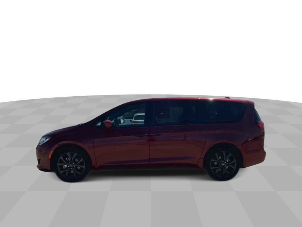 2019 Chrysler Pacifica Touring Plus 5