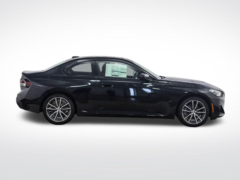Thumbnail: 2026 BMW 2 Series - 6
