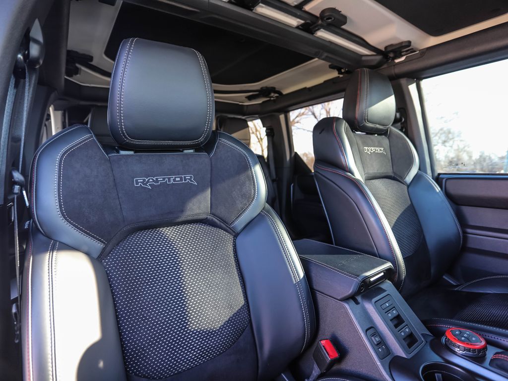 Thumbnail: 2024 Ford Bronco - 31