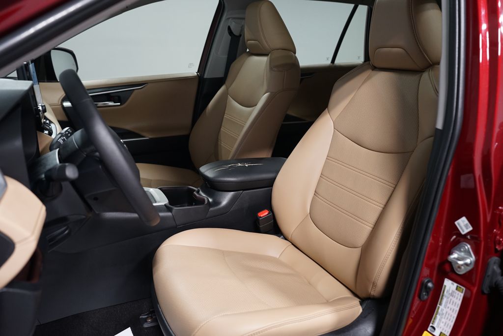 Thumbnail: 2024 Toyota RAV4 - 28