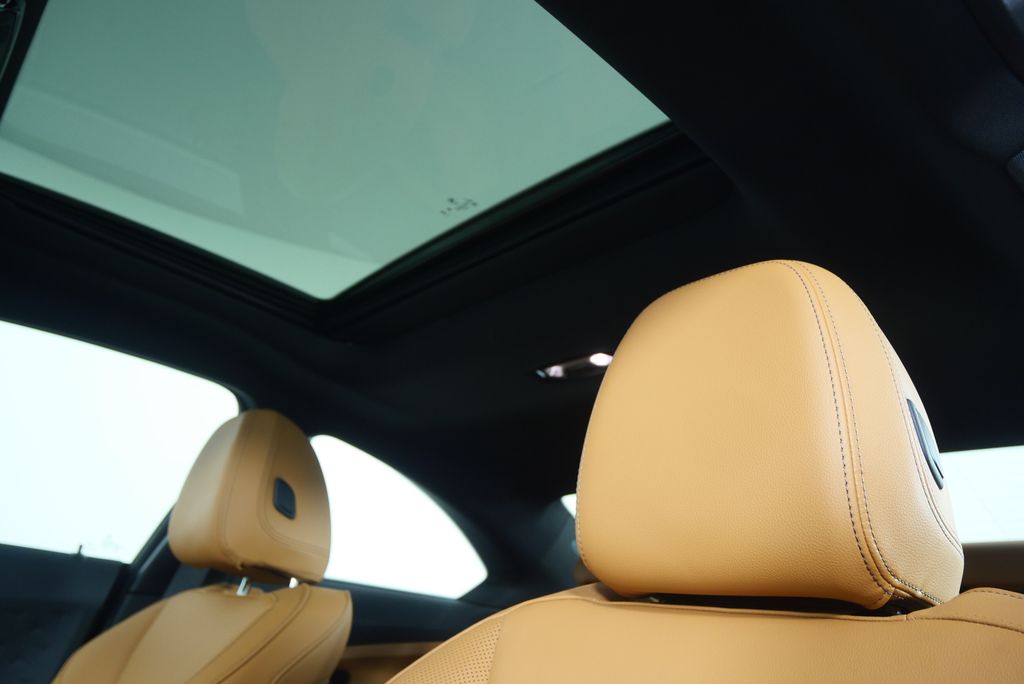 Thumbnail: 2025 BMW 2 Series - 12