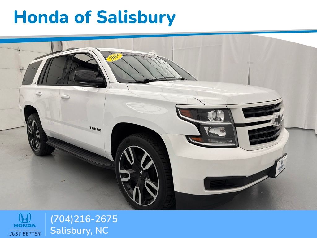 Summit White 2019 Chevrolet Tahoe SUV / Crossover 4X2 6-Speed Automatic Overdrive
