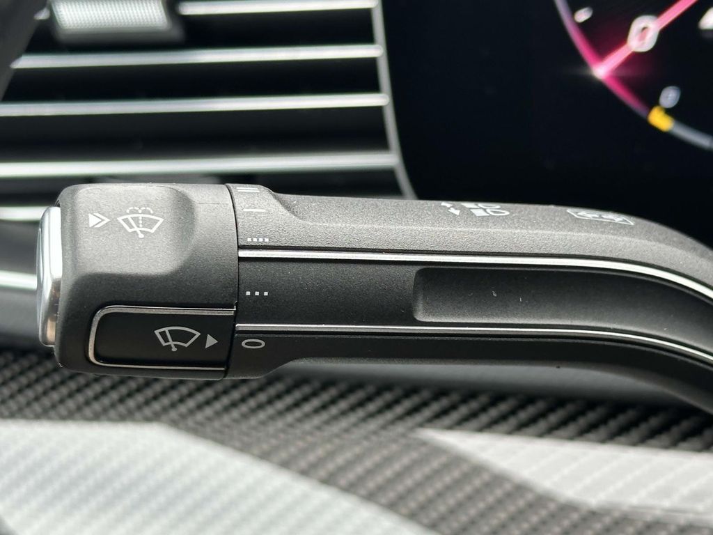 2025 Mercedes-Benz GLE 53 AMG 16