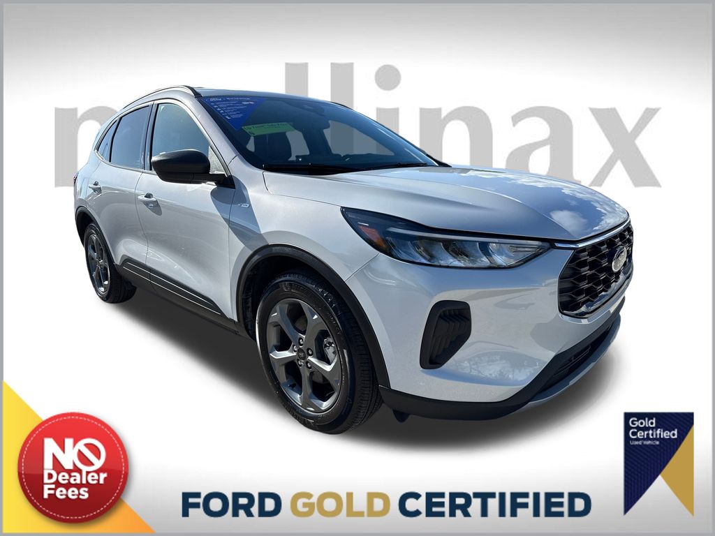 2025 Ford Escape ST-Line's photo