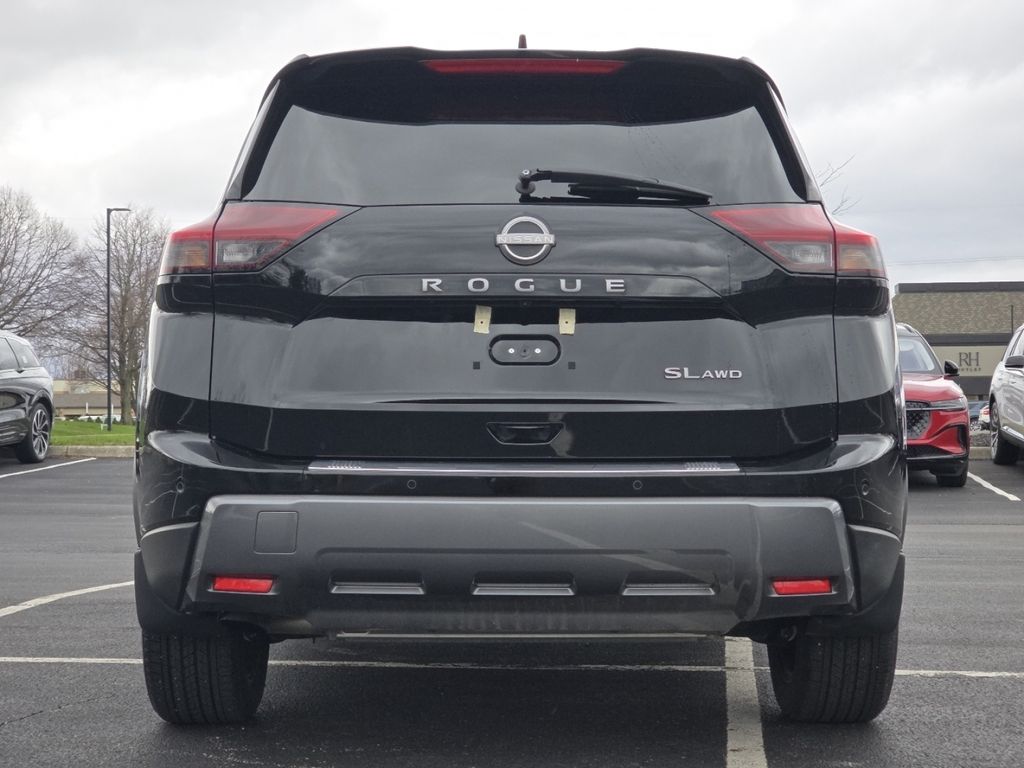 used 2024 Nissan Rogue car, priced at $27,597