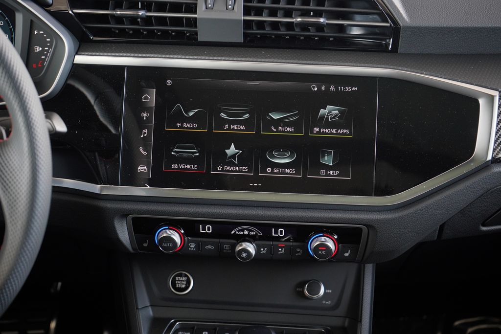 Thumbnail: 2025 Audi Q3 - 10