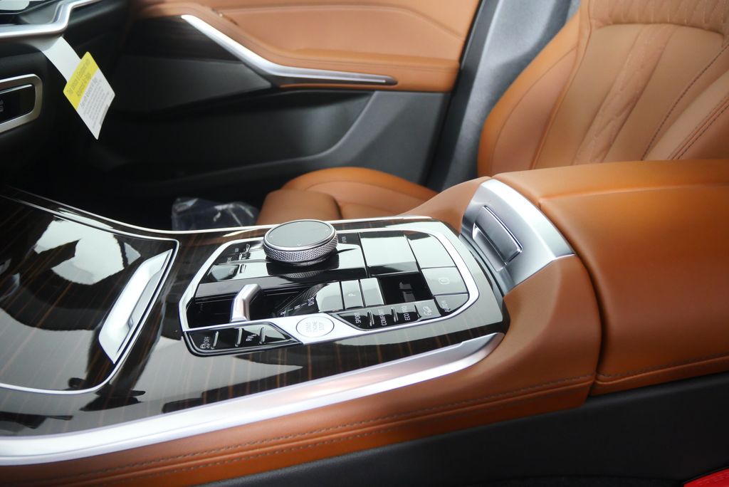 Thumbnail: 2026 BMW X5 - 22