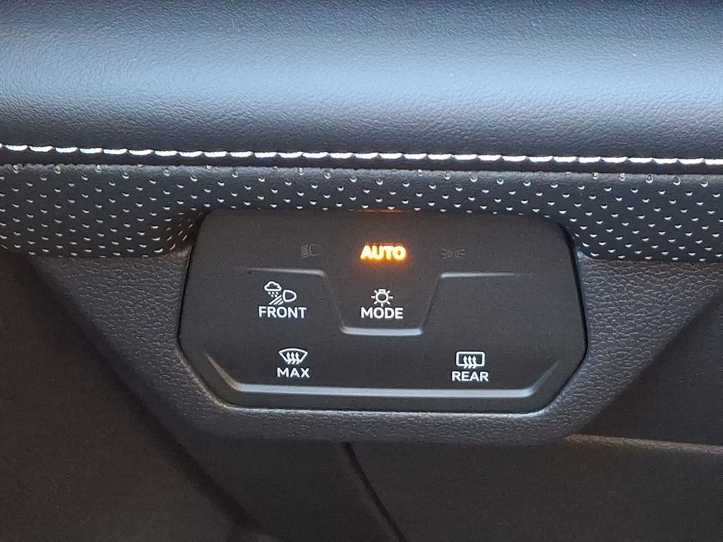 Thumbnail: 2024 Volkswagen Atlas - 24