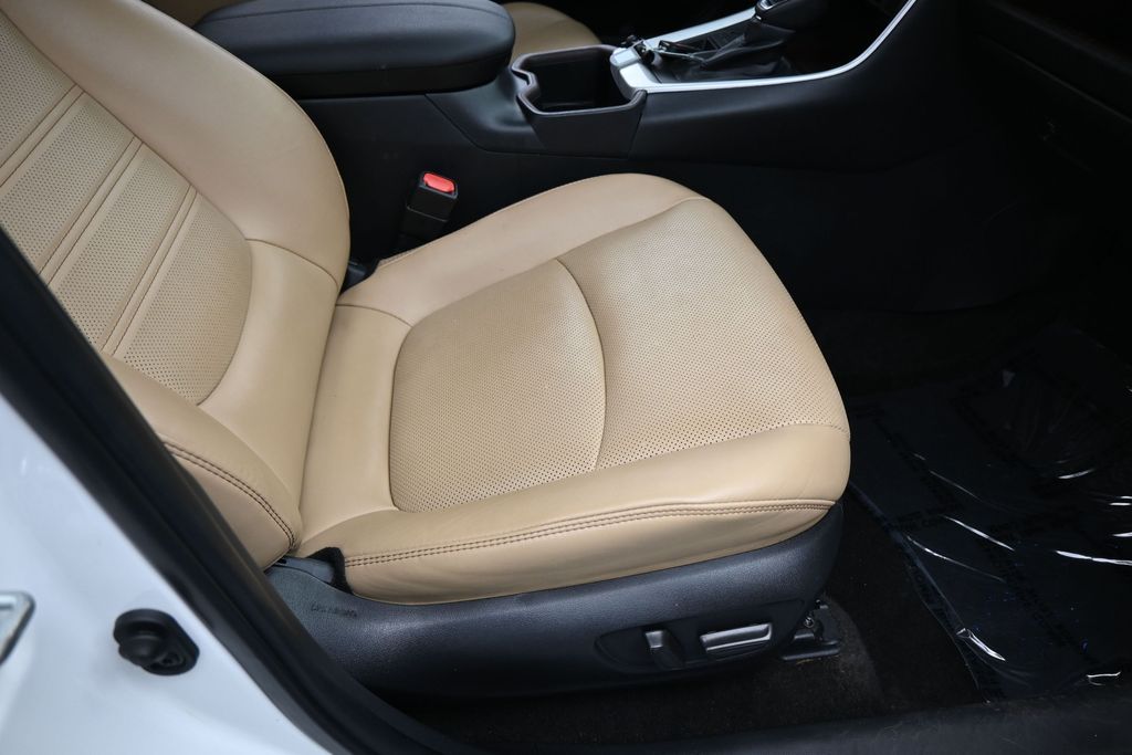 2023 Toyota RAV4 Limited - Photo 42