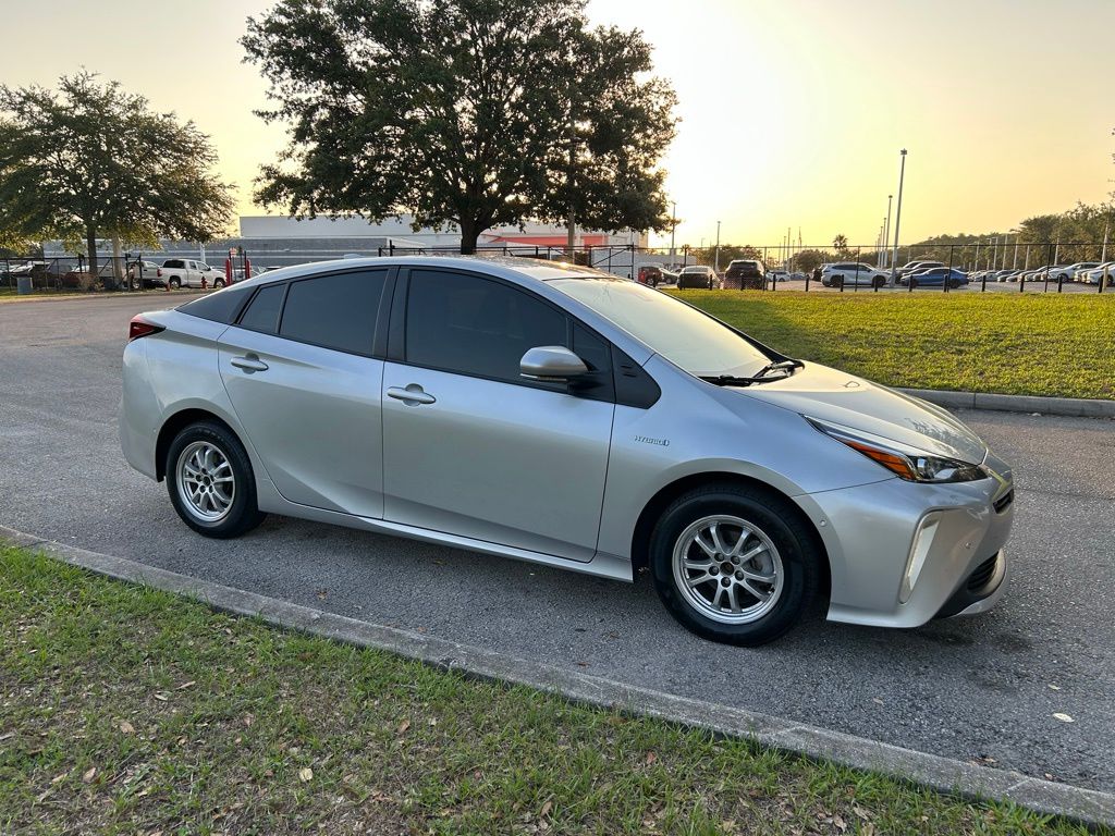 2022 Toyota Prius Limited 6