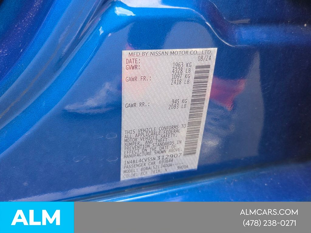 Used 2025 Blue Nissan 2.5 SR image 14