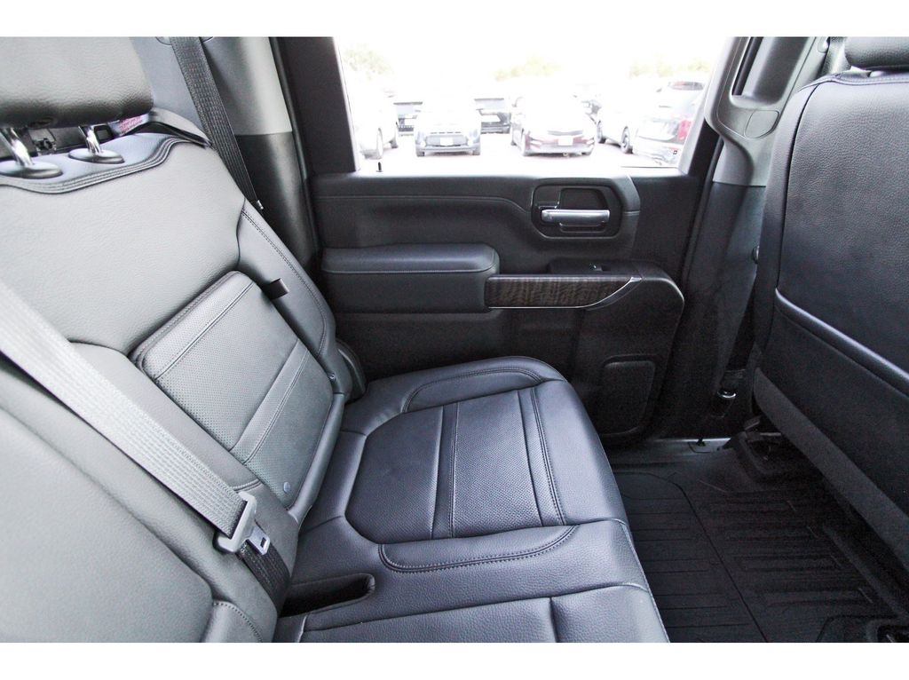 2022 GMC Sierra 2500HD Denali White at EAG Ford Navasota