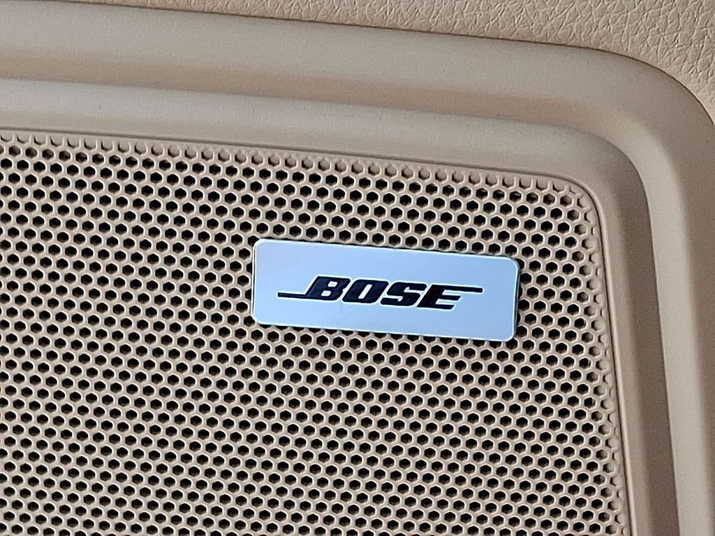 Thumbnail: 2025 Porsche Macan - 26