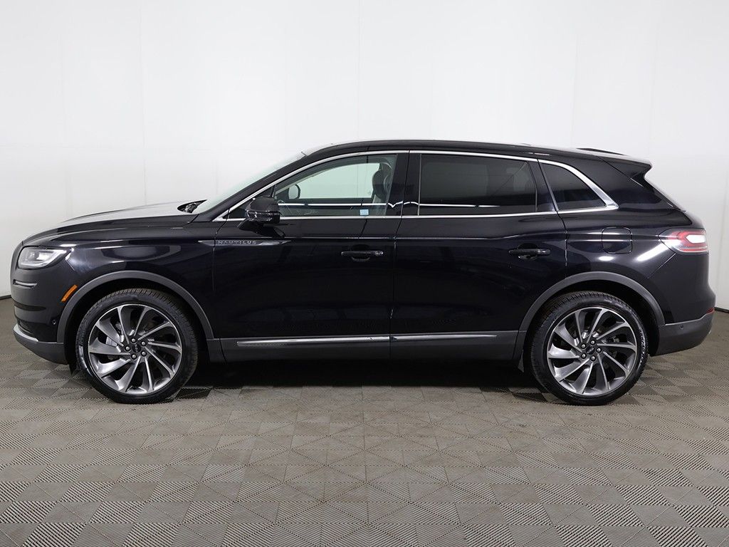 Used 2022 Black Lincoln Reserve image 20