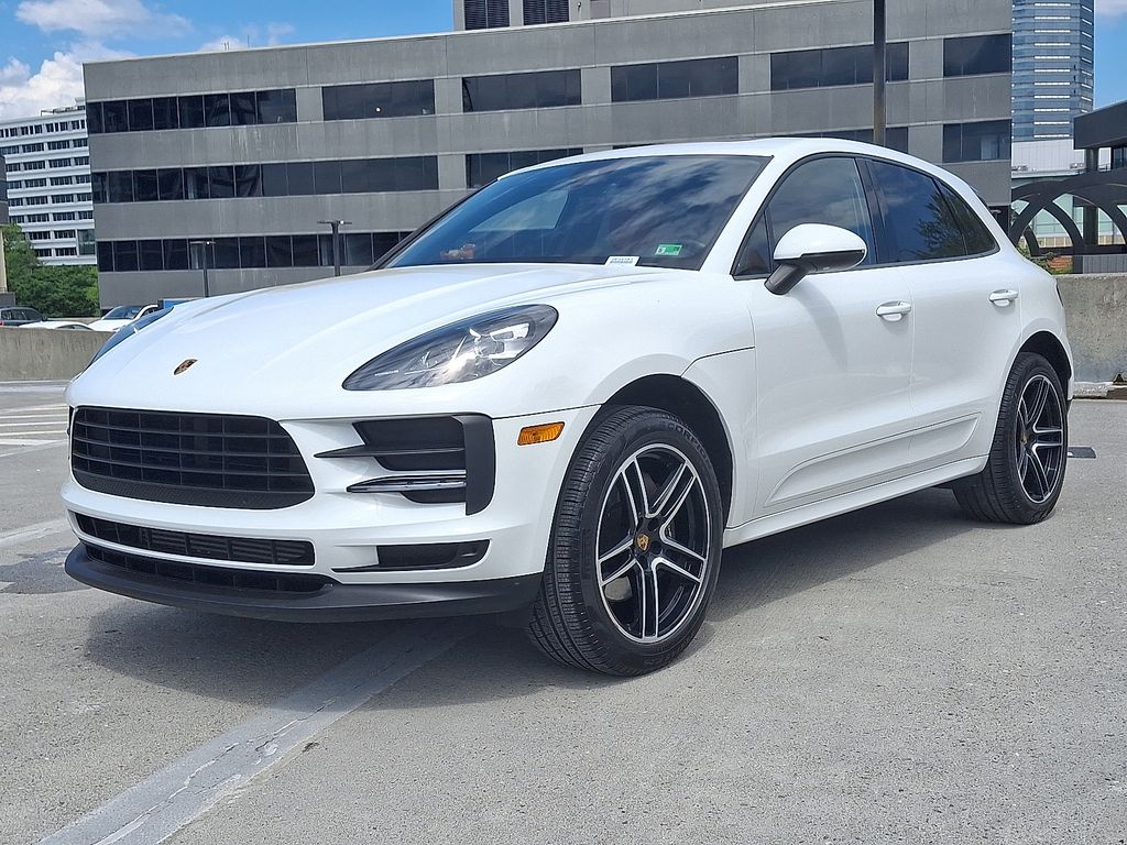 2021 Porsche Macan  -
                Vienna, VA