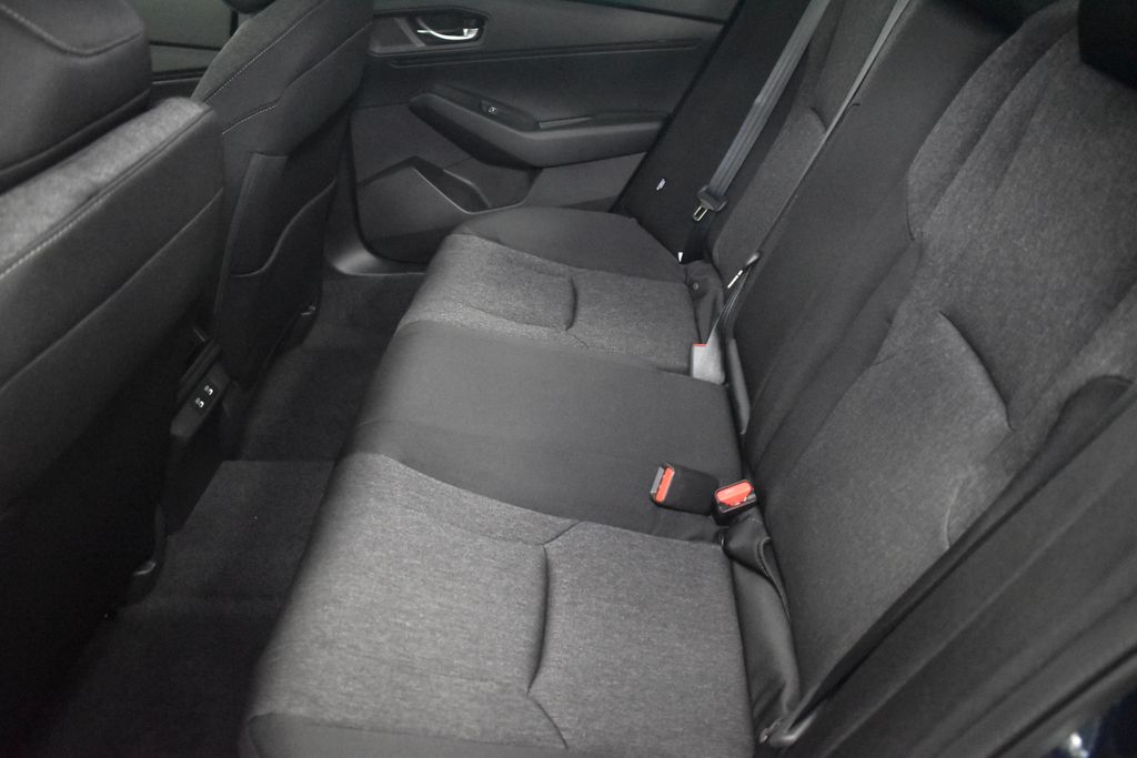 2025 Honda Accord SE 21