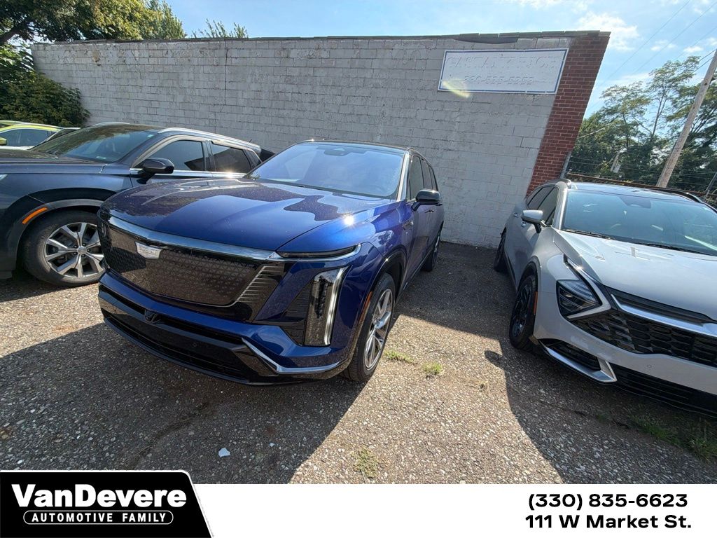 2026 Cadillac VISTIQ Sport AWD