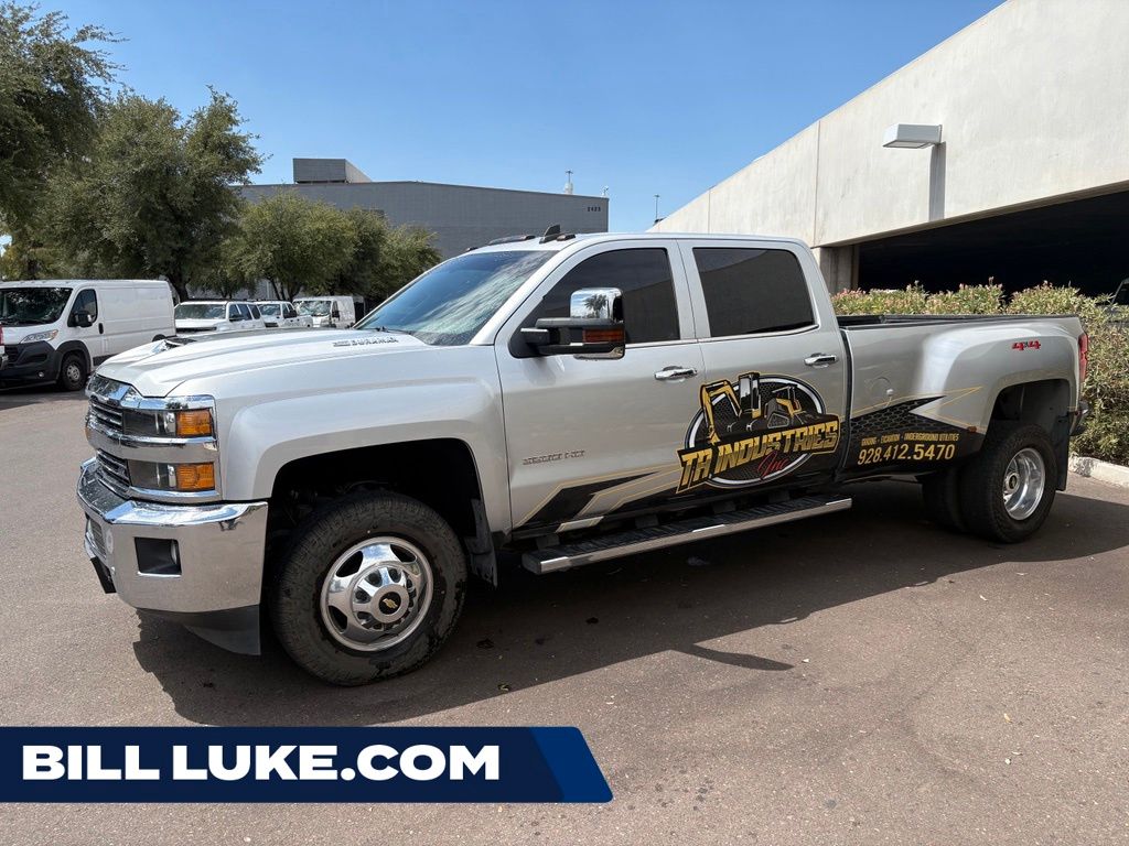Silver Ice Metallic 2018 Chevrolet Silverado 3500HD Pickup Truck Four-Wheel Drive 6-Speed Automatic