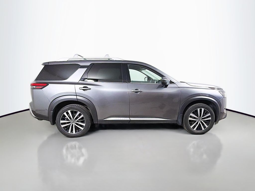 Used 2025 Nissan Pathfinder SUV