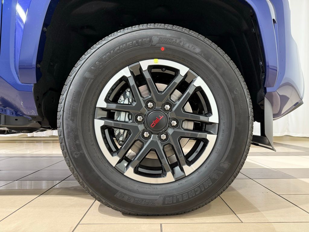 2025 Toyota Tacoma TRD Sport 9
