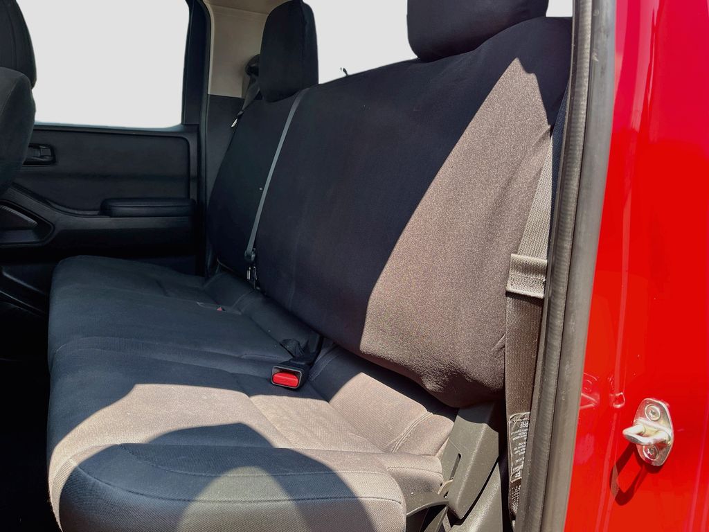 Used 2022 Red Nissan S image 22