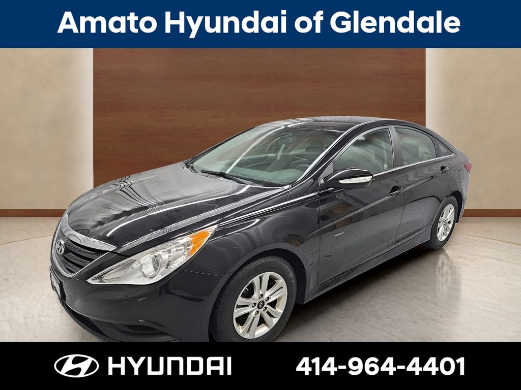 Phantom Black Metallic 2014 Hyundai Sonata Sedan Front-Wheel Drive 6-Speed Automatic