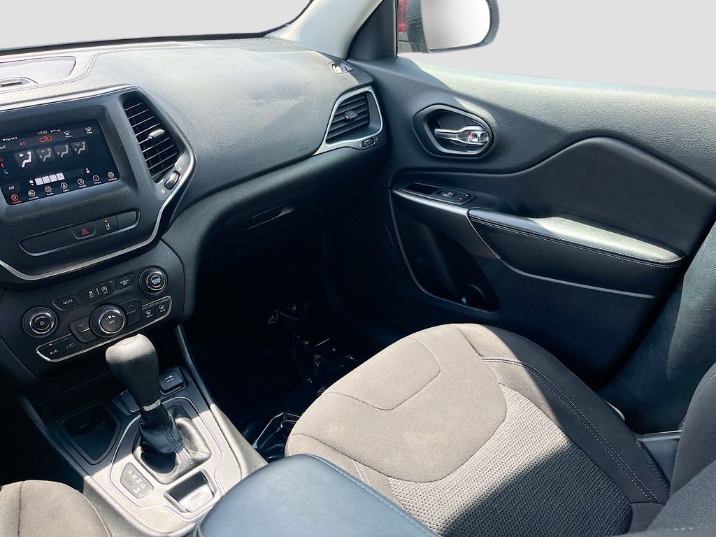 2021 Jeep Cherokee Latitude Red at Emmons Autoplex