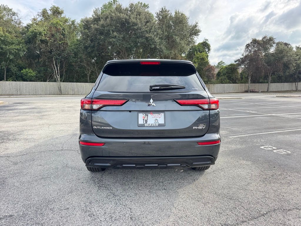 2025 Mitsubishi Outlander PHEV SEL photo 3