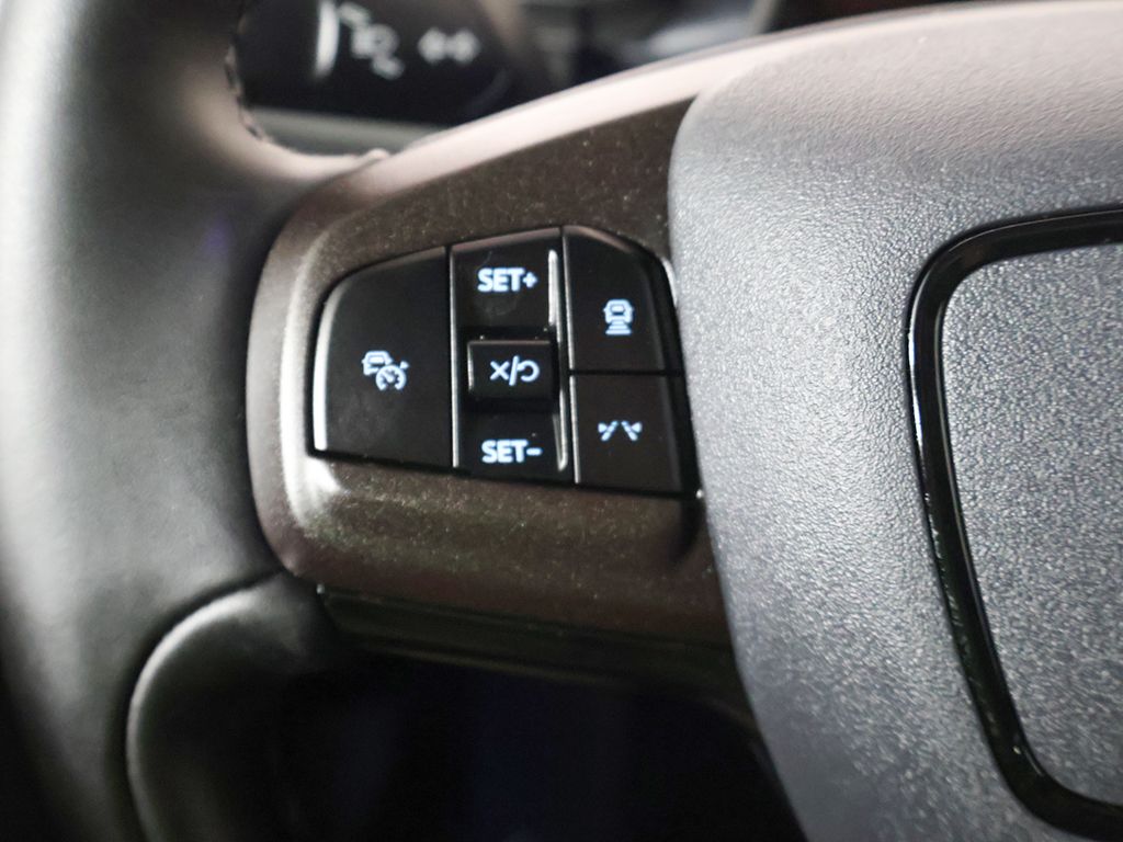 Used 2023 White Ford Premium image 40