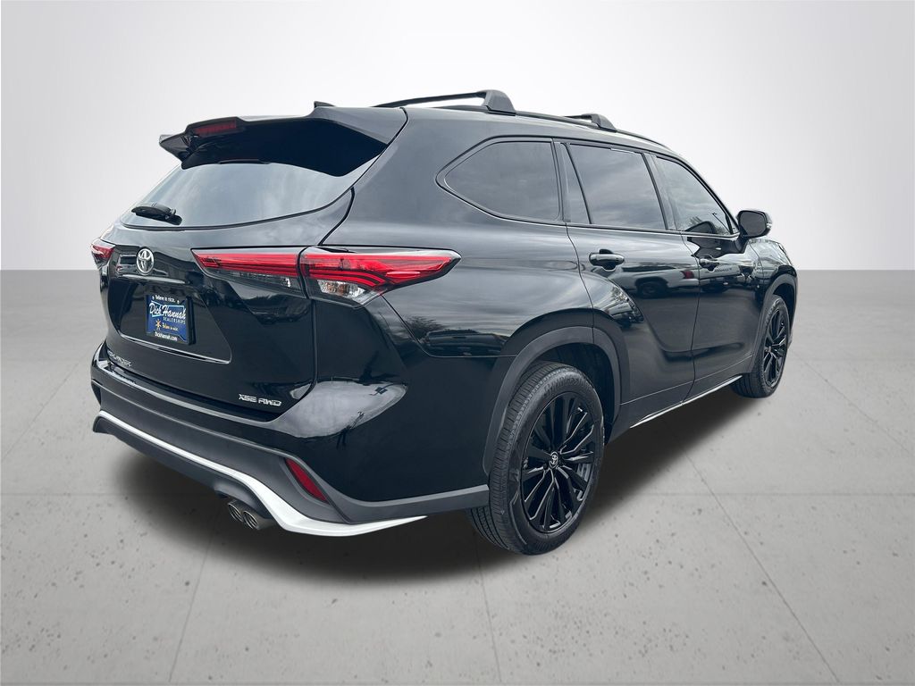 2023 Toyota Highlander XSE
