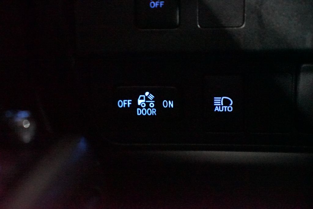 Thumbnail: 2023 Toyota Tacoma - 22