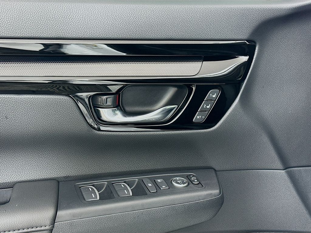 2025 Honda CR-V EX-L 17