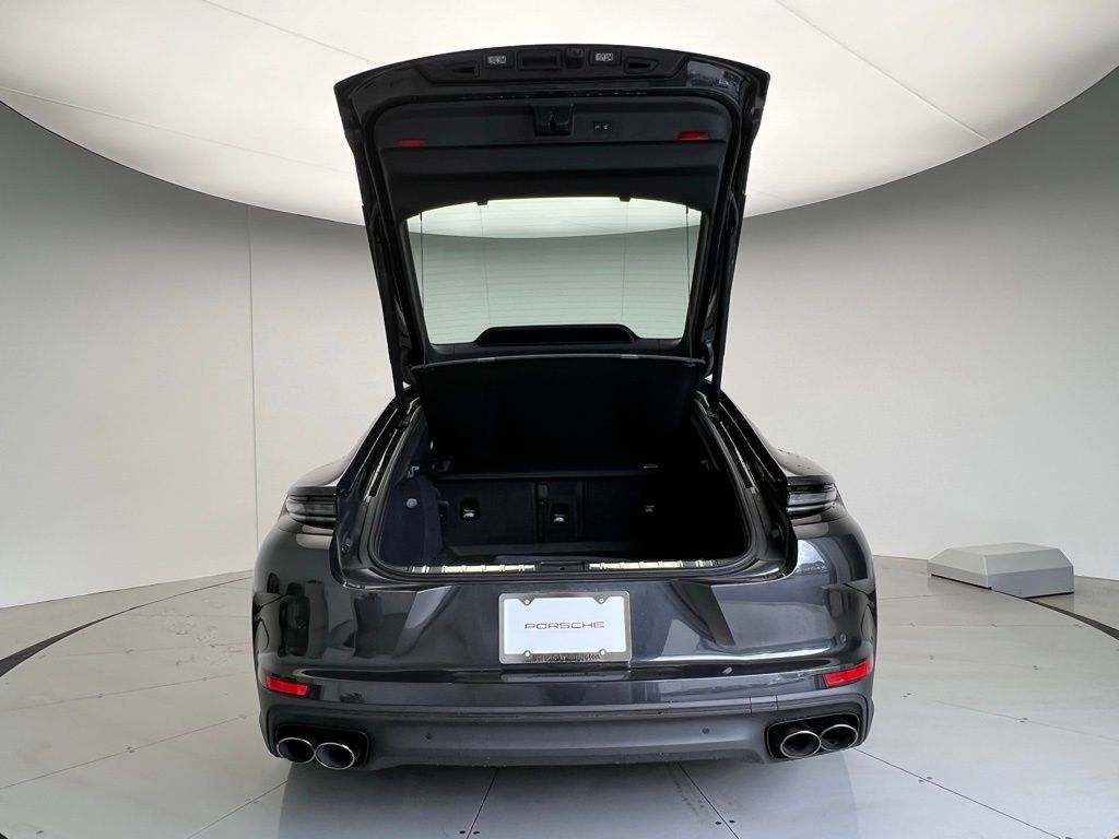 Thumbnail: 2025 Porsche Panamera - 20