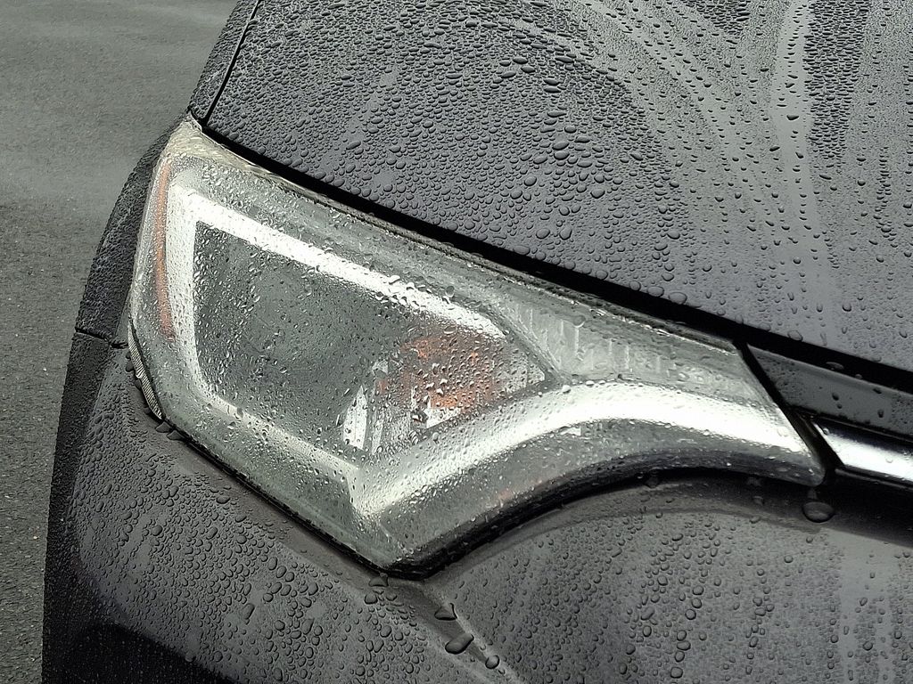 Thumbnail: 2018 Toyota RAV4 - 9