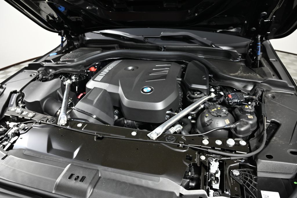 Thumbnail: 2025 BMW 5 Series - 27