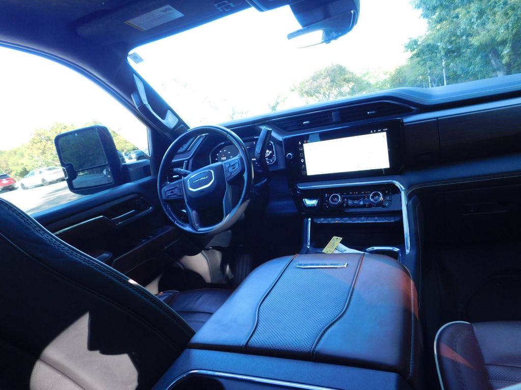 Thumbnail: 2024 GMC Sierra 2500 - 7