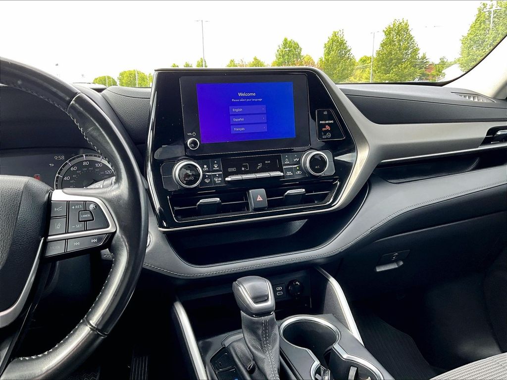 2023 Toyota Highlander — photo 19
