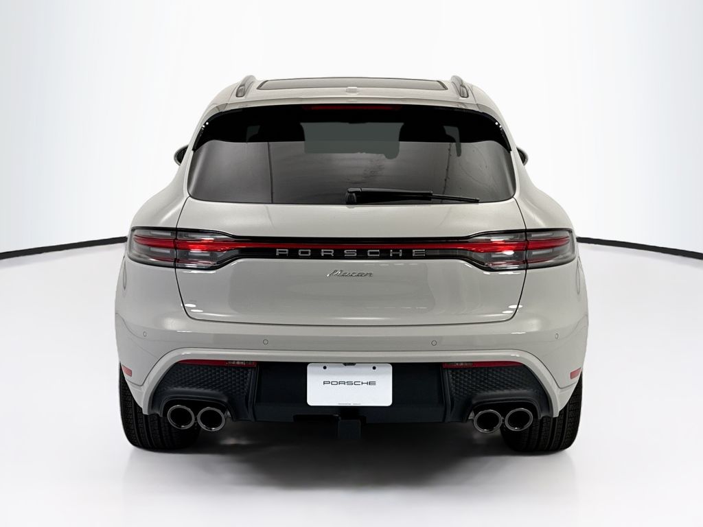 Thumbnail: 2026 Porsche Macan - 6