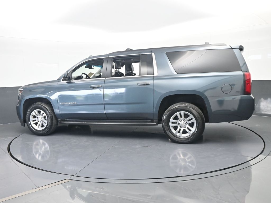Used 2020 Shadow Gray Metallic Chevrolet LT image 3