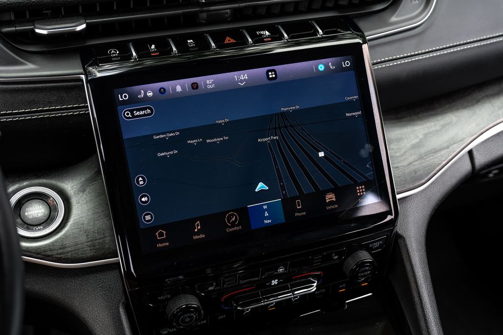 used 2021 Jeep Grand Cherokee L car, priced at $29,168