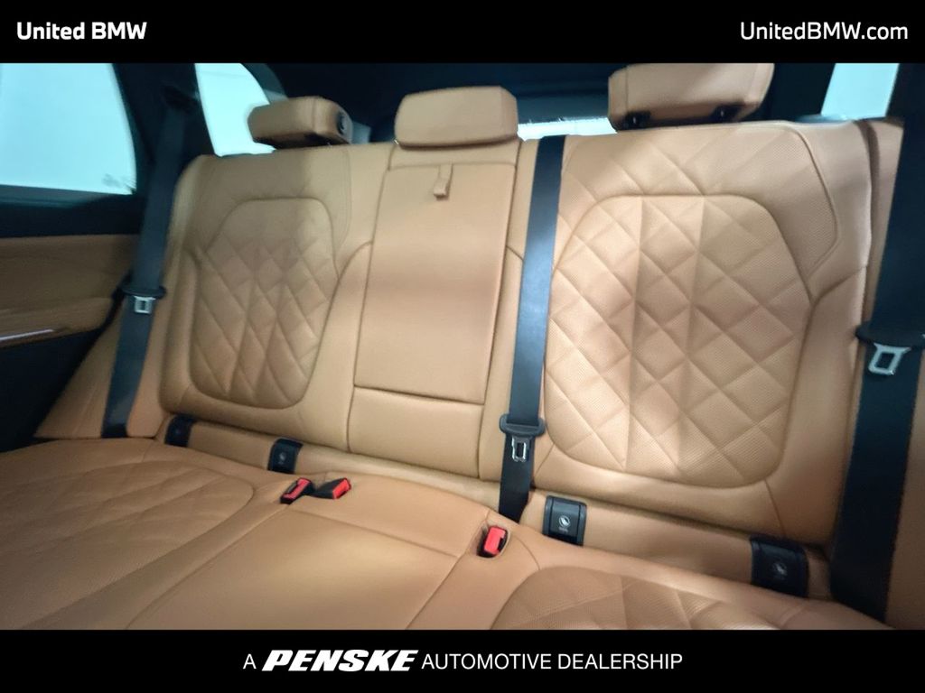 Thumbnail: 2026 BMW X5 - 21